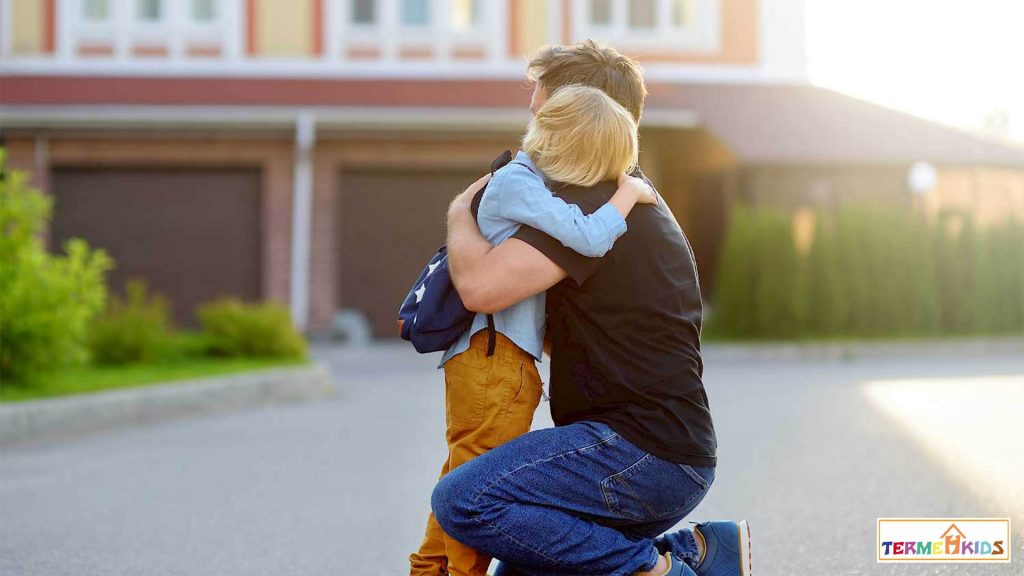 چگونه با ترس کودک خود مقابله کنیم؟ 6. 1024x576 - چگونه با ترس کودک خود مقابله کنیم؟