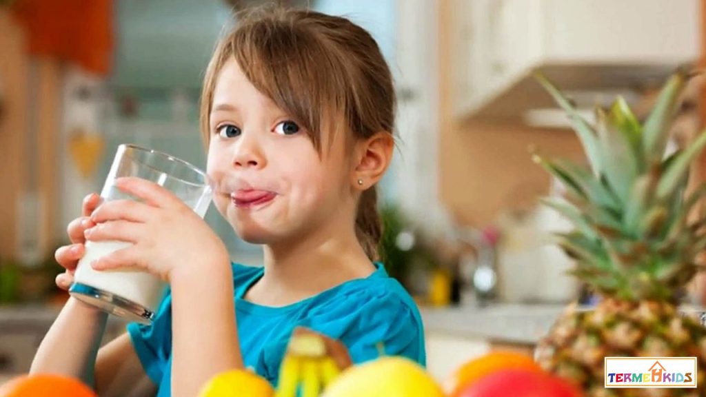 تاثیر والدین در غذا خوردن کودکان 2 Child nutrition 1024x576 - تاثیر والدین در غذا خوردن کودکان