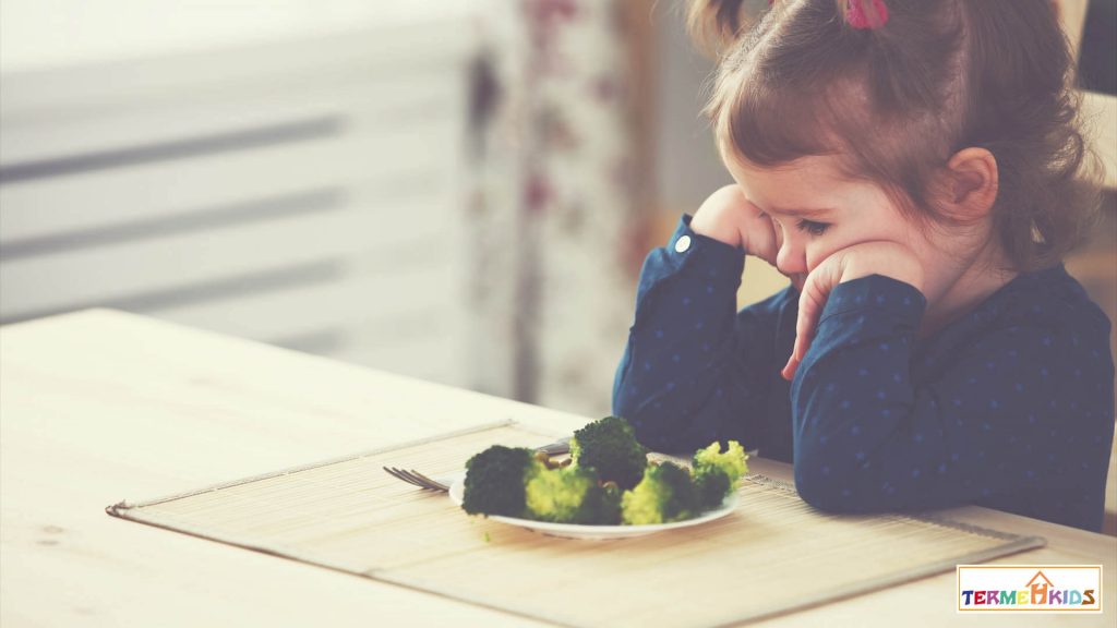 تاثیر والدین در غذا خوردن کودکان 5 Child nutrition 1024x576 - تاثیر والدین در غذا خوردن کودکان
